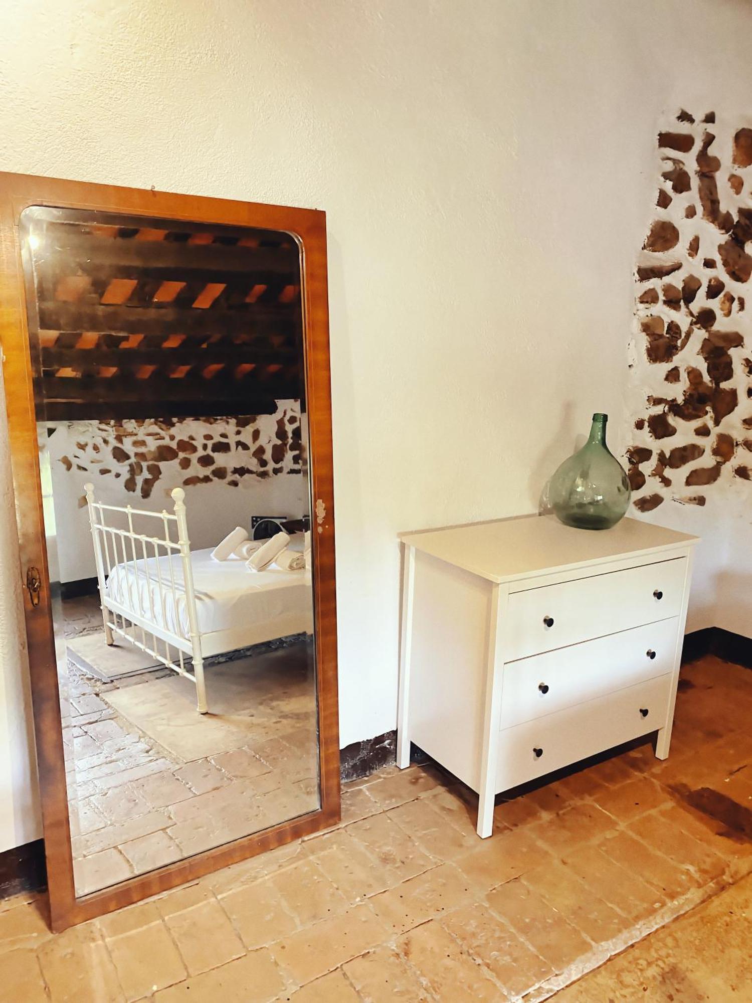 Masia Olivera Sant Pau d'Ordal Oda fotoğraf